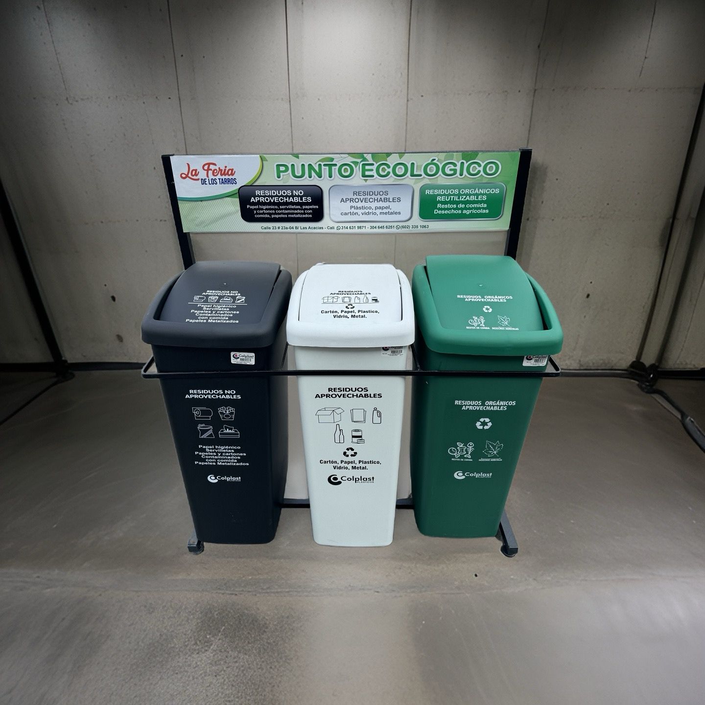 Punto Ecologico 55 lts tres puestos colores institucionales